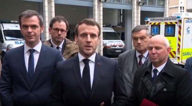 Fransa Cumhurbaşkanı Macron parlamentoda kan kaybediyor