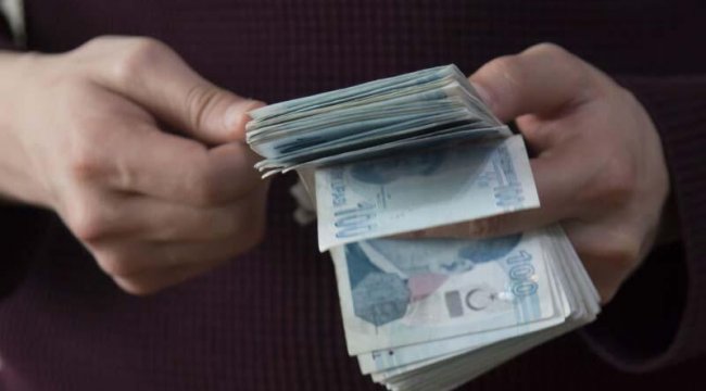 Son dakika... Kovid-19 mağduru esnaf ve sanatkarların kredi borçları 3 ay ertelendi