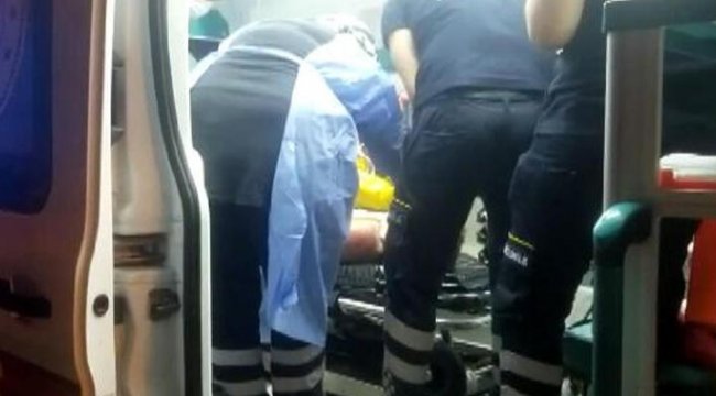 Tren istasyonunda raylara giren kişiyi elektrik çarptı