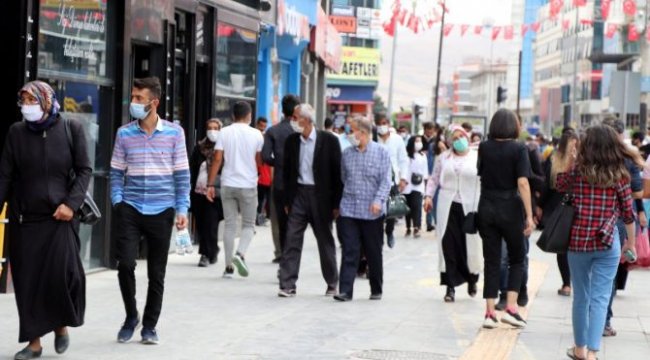 Türkiye’de beklenen yaşam süresi 7 ay uzadı