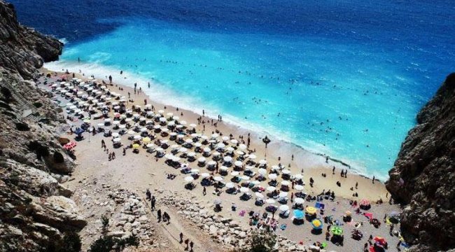 Antalya yılı 8,5 milyon turistle kapatmayı hedefliyor