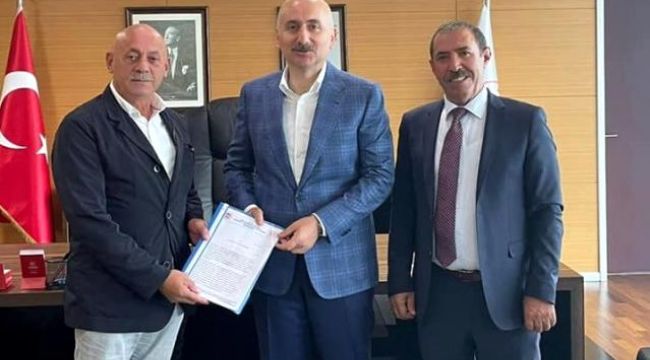 Taşıyıcılar, dosyalarını Bakan Karaosmanoğlu'na iletti