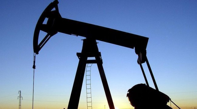 Brent petrolün varil fiyatı 80 doların altına düştü