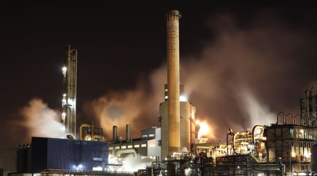 Brent petrolün varil fiyatı 83,47 dolar