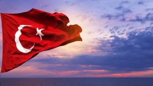 10 Kasım bayrak ne zaman yarıya iner? 10 Kasım Atatürk'ü Anma Günü'nde saygı duruşu kaç dakika sürer? Ulu Önder Mustafa Kemal Atatürk tüm yurtta anılacak