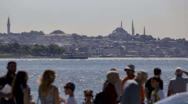 Türkiye 8 ayda 36 milyonu aşkın ziyaretçi ağırladı: En çok turist hangi ülkeden geldi?