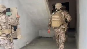 Bakan Yerlikaya açıkladı: 68 ilde Mercek-6 Operasyonu! Bin 129 şüpheli gözaltında