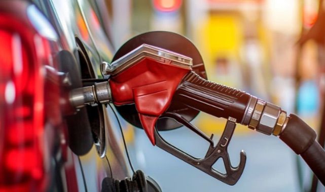 Akaryakıtta tabelalar değişti: Motorin ve benzinde indirim