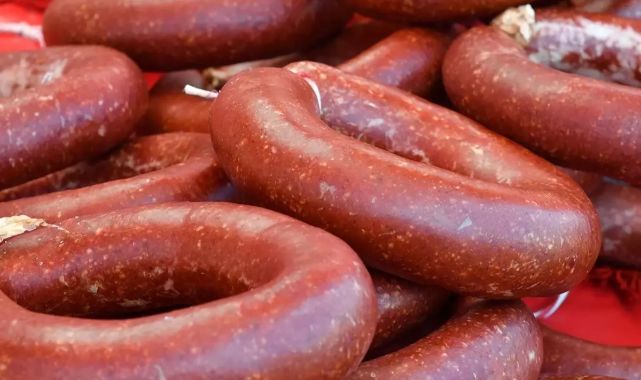 Bakanlık 4 sucuk markasını daha ifşa etti! Marketlerden toplatılıyor