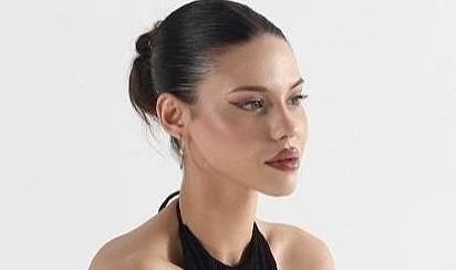 Podyumların Genç ve iddialı modeli Sıla ökdem