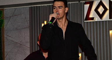 Zorba Taverna’da Sirtaki Coşkusu! George Klontzas İstanbul’u Salladı