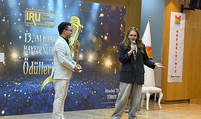 ALMİNA BESRA BABAR’A BÜYÜK ONUR